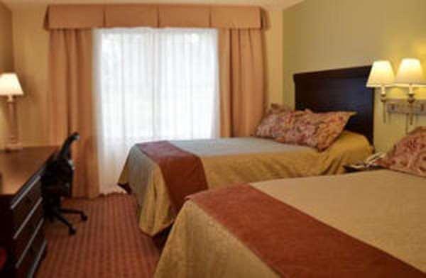 Euro-Suites Hotel Morgantown Δωμάτιο φωτογραφία