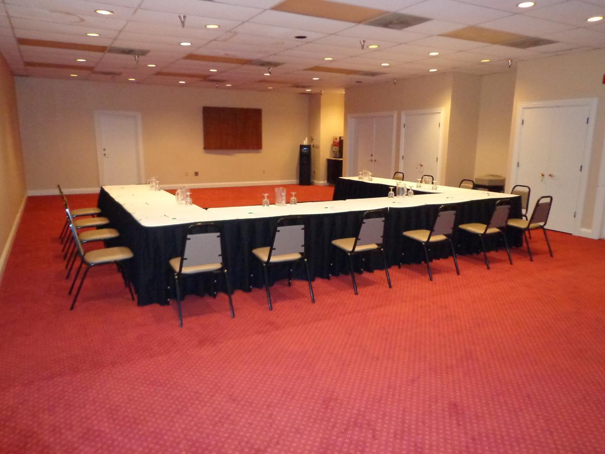 Euro-Suites Hotel Morgantown Εξωτερικό φωτογραφία